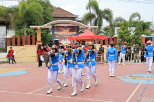 Lomba baris-berbaris se jawa timur sman 10 surabaya